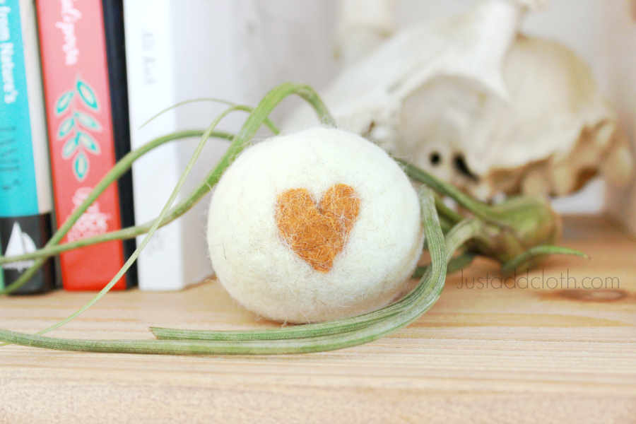 Wool Dryer Balls with Hearts DIY