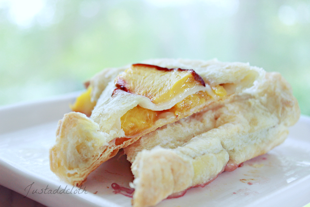 peach turnover pastry