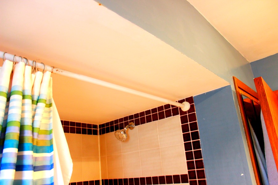 main bathroom before 2