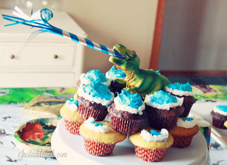 blue dino birthday 3